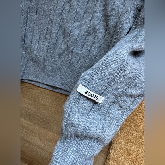 🍂NWT RECTO Bold Rib Slit Detail V Neck Sweater - Picture 8 of 11